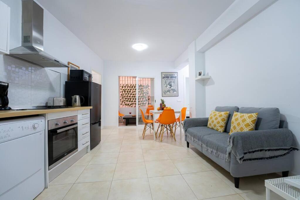 Canasteros Apartments ! Малага Екстериор снимка