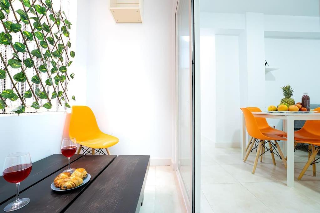 Canasteros Apartments ! Малага Екстериор снимка